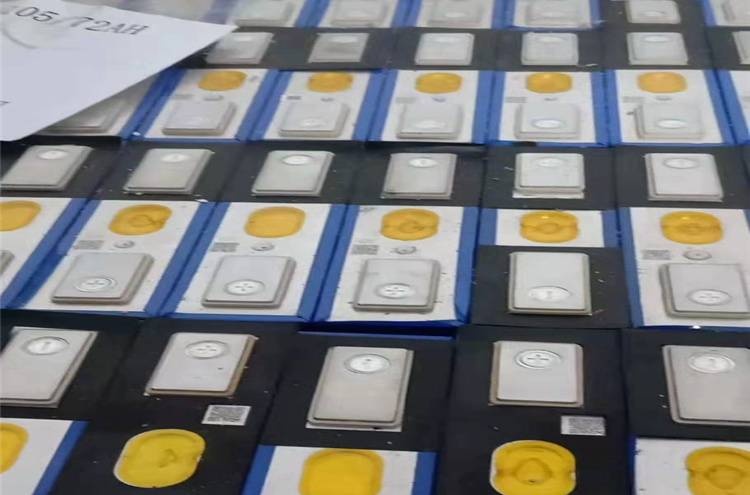 新能源汽車電池回收的重要性以及目前面臨的挑戰是什么？